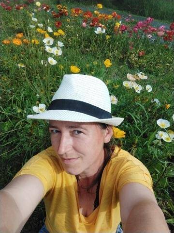 Ariane Sentz en portage avec la Coopérative d'Installation en Agriculture Paysanne