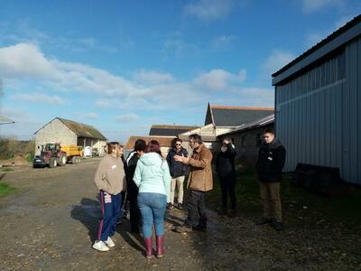Des visites de fermes par des jeunes et des conseiller-e-s de la Mission Locale